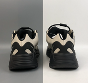 Yeezy Boost 700 MNVN