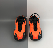 Yeezy Boost 700 MNVN