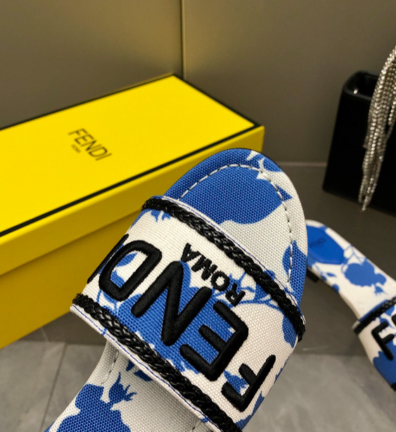 Fendi Women's Logo Slides – Luxury Comfort with Iconic Style