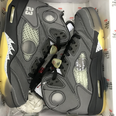 Off-White x Air Jordan 5 Retro “Black Metallic”