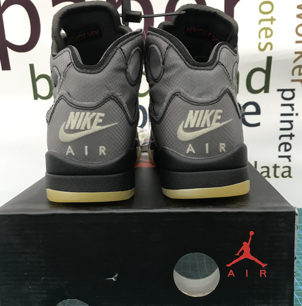 Off-White x Air Jordan 5 Retro “Black Metallic”