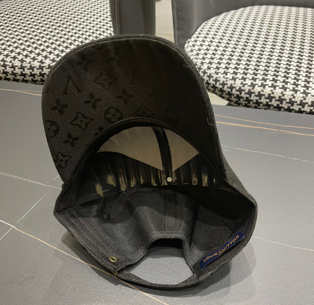 Louis Vuitton Monogram Rhinestone Baseball Cap – Black