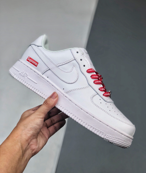 Nike Air Force 1 Low x Supreme “Box Logo” White