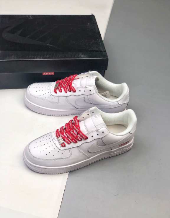 Nike Air Force 1 Low x Supreme “Box Logo” White