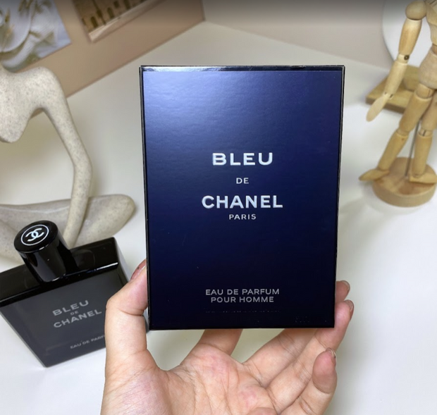 Bleu de Chanel Eau de Parfum – 3.4 oz / 100 ml