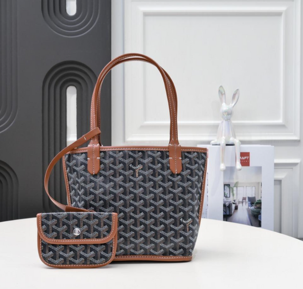 Goyard Saint Louis PM Tote Bag with Pouch